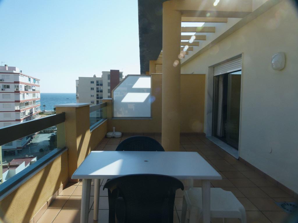 Apartamentos Proamar Torre Del Mar Rom bilde